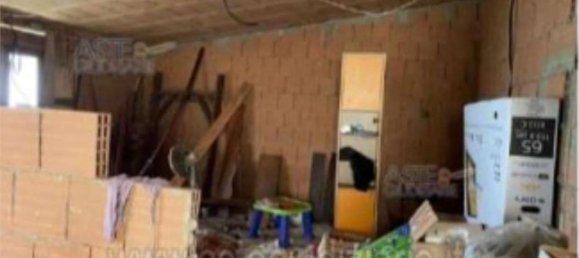 6-Zimmer Haus in Aprilia, Italy, Nr. 98635 5