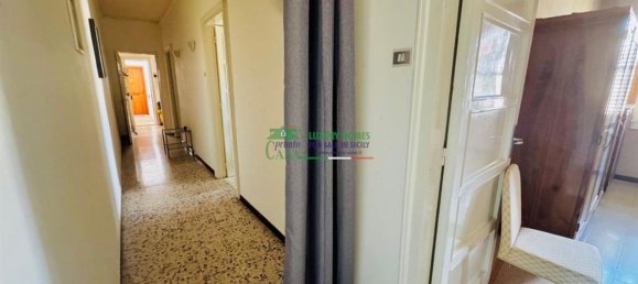 4 rooms Apartment in Ragusa, Italy No. 294555 4