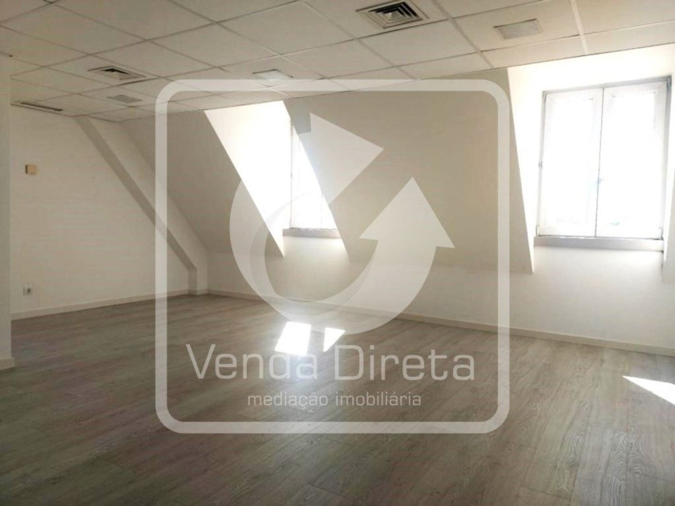  مكتب في Lisbon, Portugal 44متر مربع رقم 94099