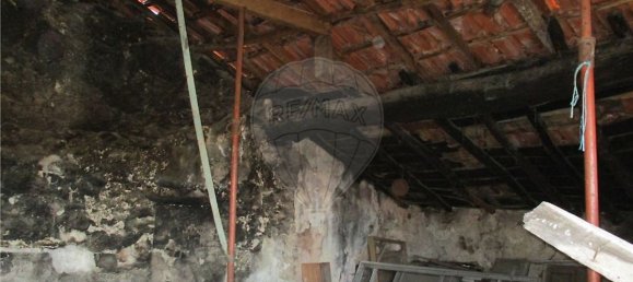 3 bedrooms House in Vila Verde da Raia, Portugal No. 35245 6