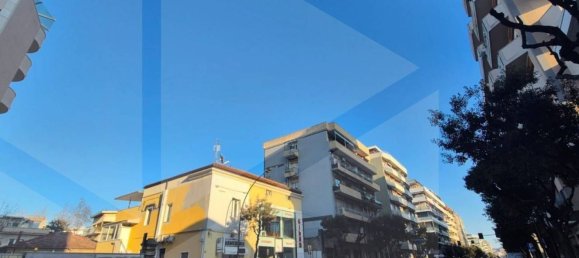 60m² Commercial property in Pescara, Italy No. 23726 2