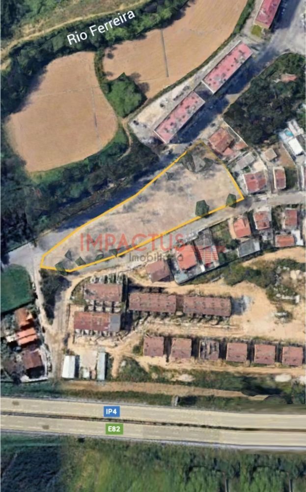  Land in Valongo, Portugal No. 275970