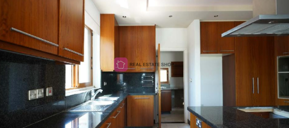 Вилла с 5 спальнями в Лация, Кипр № 18366 8