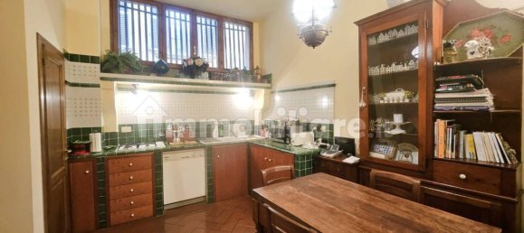3 Schlafzimmer Wohnung in Florence, Italy, Nr. 291349 9