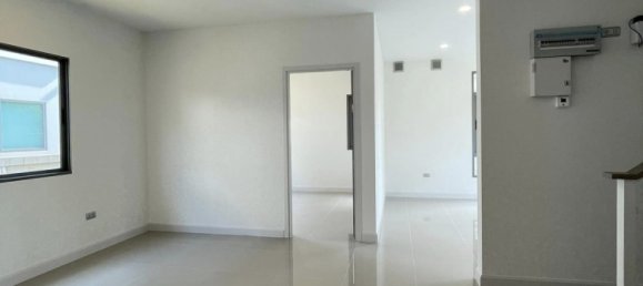 Кафе / ресторан с 4 спальнями в Бангкок, Таиланд № 12198 8