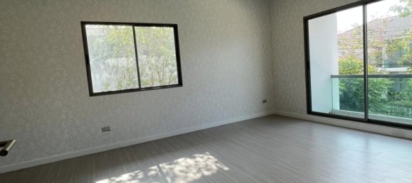 Кафе / ресторан с 4 спальнями в Бангкок, Таиланд № 12198 14