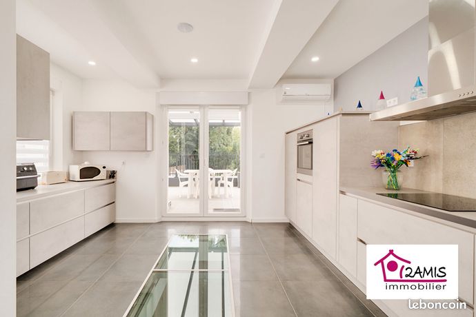 4 bedrooms House in Toul, France No. 309244