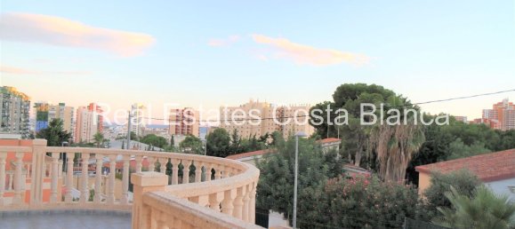 Дом с 7 спальнями в Бенидорм, Испания № 117288 46