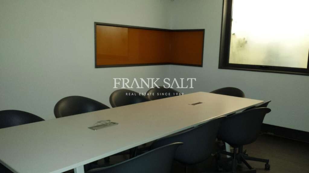 Bureau à Ta' Xbiex, Malta 600m² No. 11814