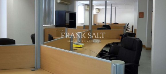 Bureau à Ta' Xbiex, Malta 600m² No. 11814 10
