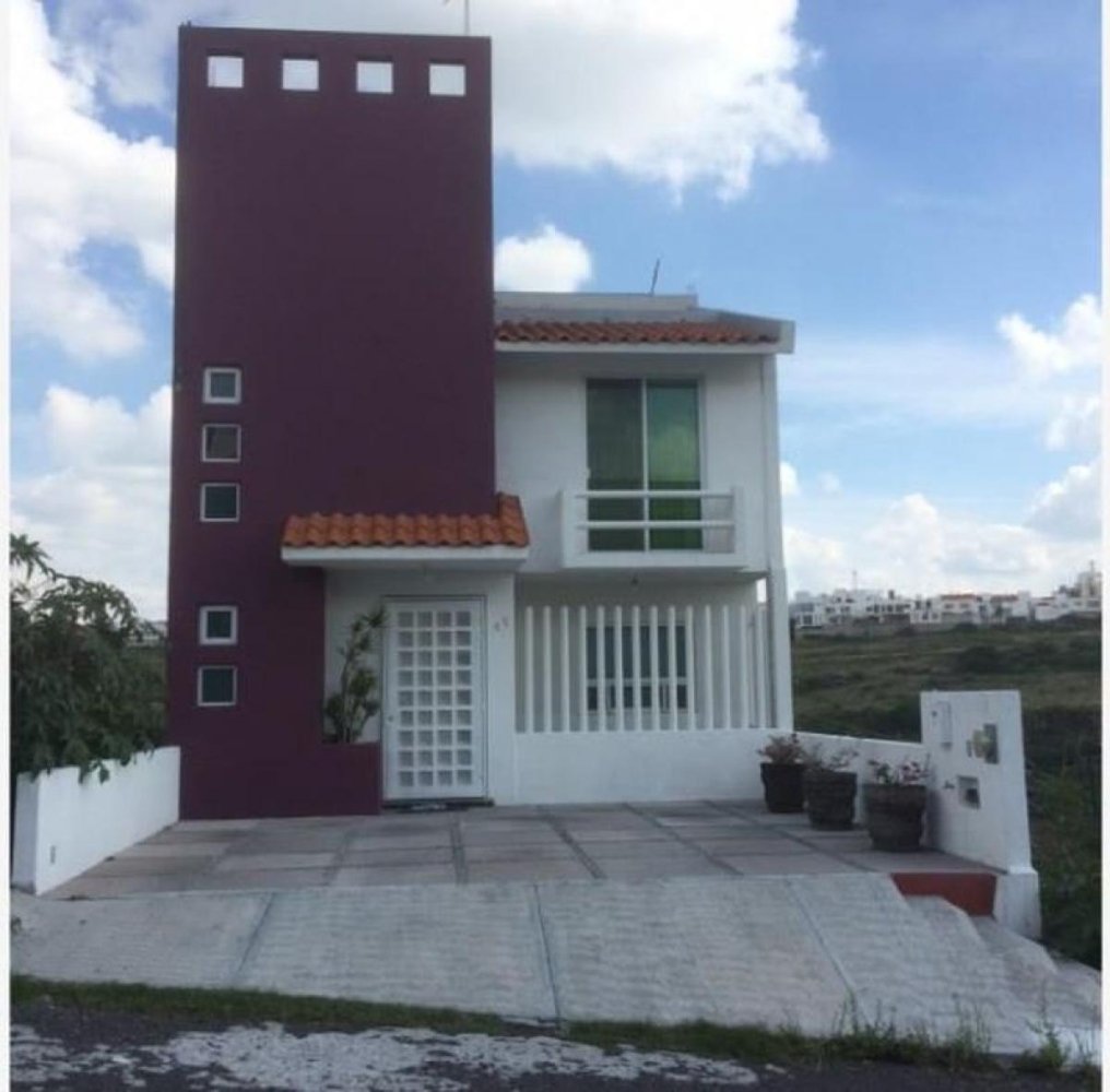 3 bedrooms House in Queretaro, Mexico No. 183694