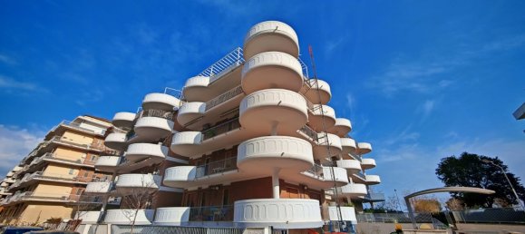 3-Zimmer Wohnung in Pescara, Italy, Nr. 8613 8