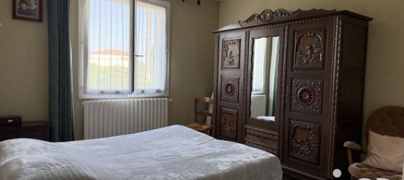 3 bedrooms House in Deux-Sevres, France No. 301629 16