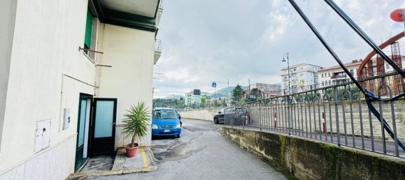  عقار تجاري في Cava de' Tirreni, Italy 186متر مربع رقم 88595 5