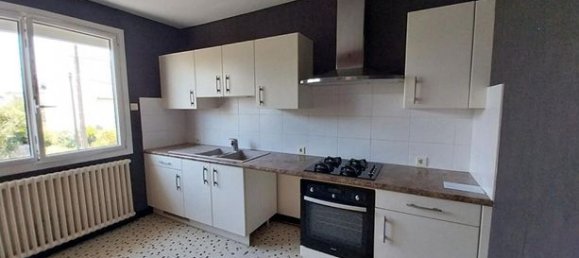 3 bedrooms House in Sainte-Luce-sur-Loire, France No. 281337 3