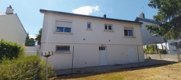 3 bedrooms House in Sainte-Luce-sur-Loire, France No. 281337 5