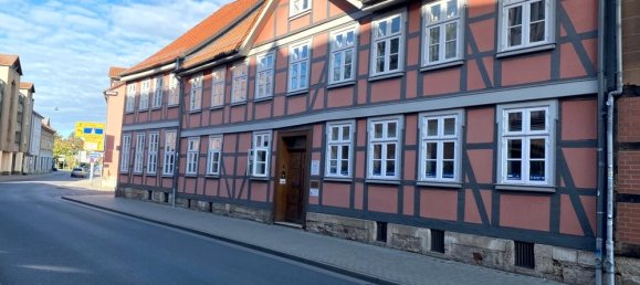 16-Zimmer Gebäude in Wolfenbüttel, Germany, Nr. 62387 2