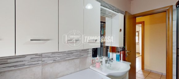 2 bedrooms Apartment in Vinovo, Italy No. 193319 12