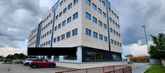 Bureau à Gorgonzola, Italy 654m² No. 359774 2