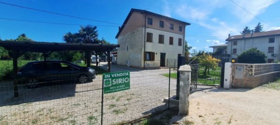 2 Schlafzimmer Haus in Udine, Italy, Nr. 270191 9