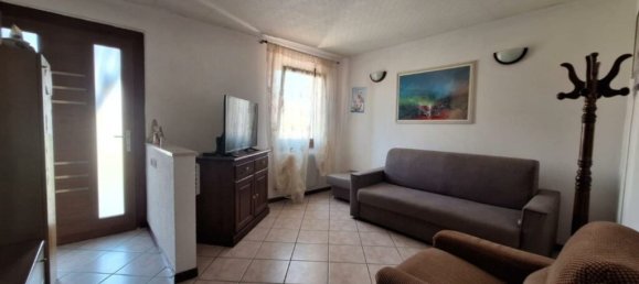 2 Schlafzimmer Haus in Udine, Italy, Nr. 270191 2