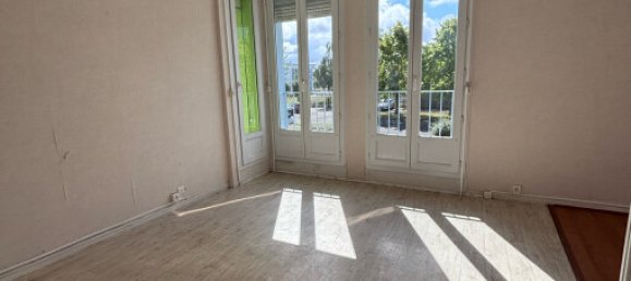 Квартира с 2 спальнями в Сен-Бриё, Франция № 318054 2