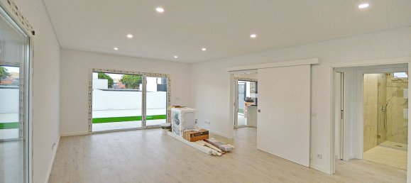 3 bedrooms House in Setubal, Portugal No. 132177 7