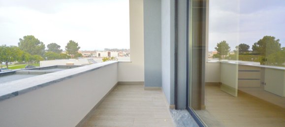 3 bedrooms House in Setubal, Portugal No. 132177 21