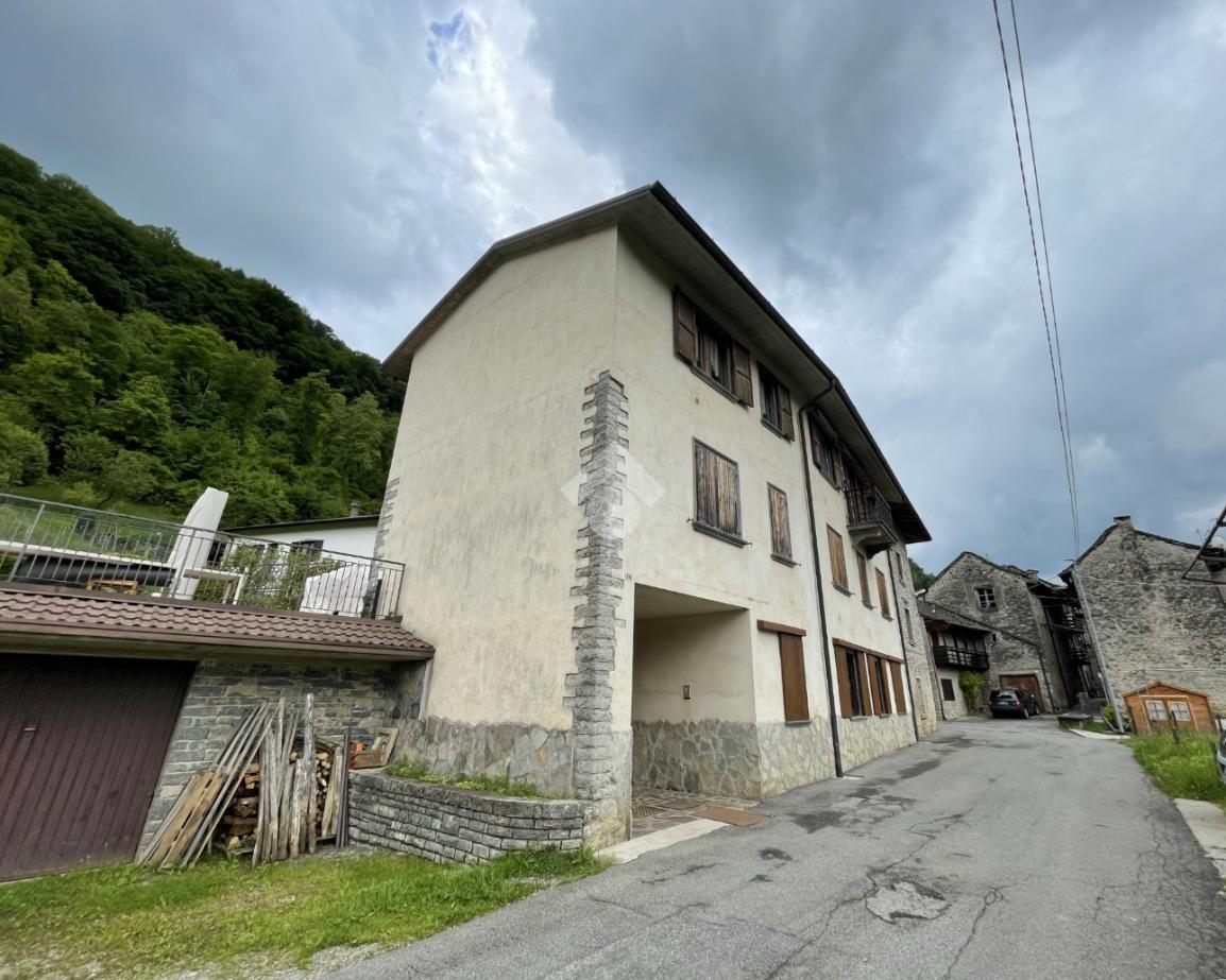 3غرفة منزل في Sant'Omobono Terme, Italy رقم 2068