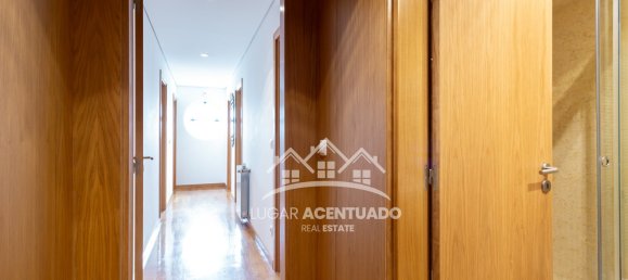 4 bedrooms Apartment in Lisbon, Portugal No. 129419 14