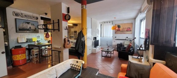 2 rooms Apartment in Brescia, Italy No. 79663 2