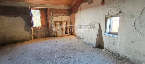 5 rooms Apartment in Sansepolcro, Italy No. 80043 6