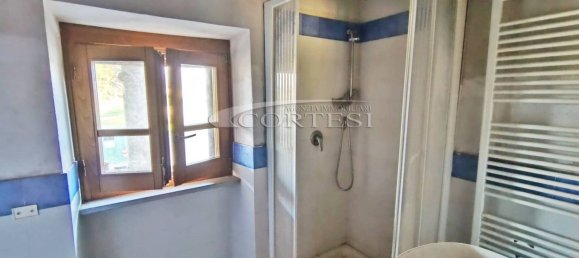 5 rooms Apartment in Sansepolcro, Italy No. 80043 2