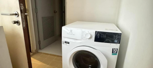 3 bedrooms Condo in Bangkok, Thailand No. 21622 2