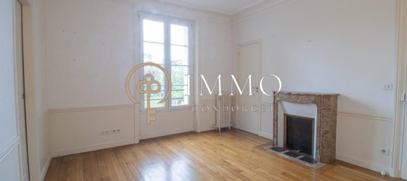 Apartamento de 2 dormitorios en Bourg-la-Reine, France No. 176302 5