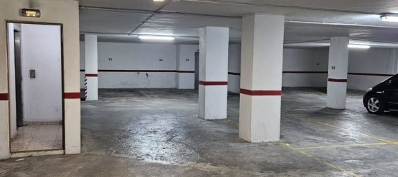 Garage à Mislata, Spain No. 156175 2