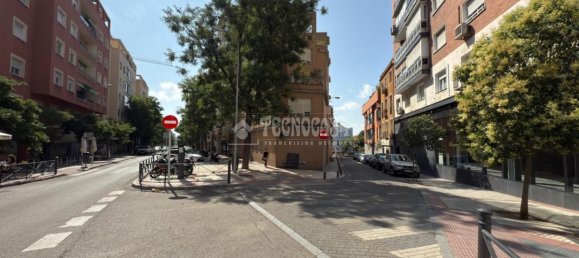 Apartamento de 2 dormitorios en Madrid, Spain No. 152673 23