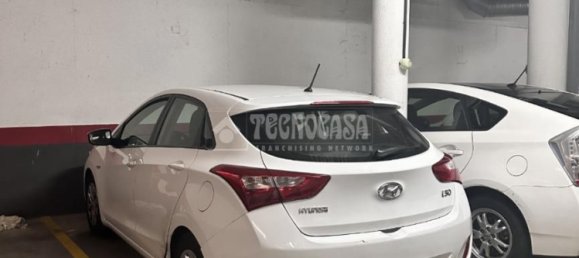 Apartamento de 2 dormitorios en Madrid, Spain No. 152673 8