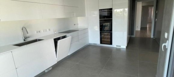 Apartamento com 3 quartos em condomínio em Oeiras, Portugal N.º 6801 4