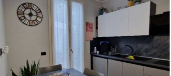 Casa de 2 divisões em Valbrona, Italy N.º 186984 3