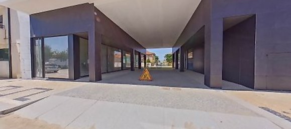 Gewerbliche Immobilie in Espinho, Portugal 90m², Nr. 35481 14