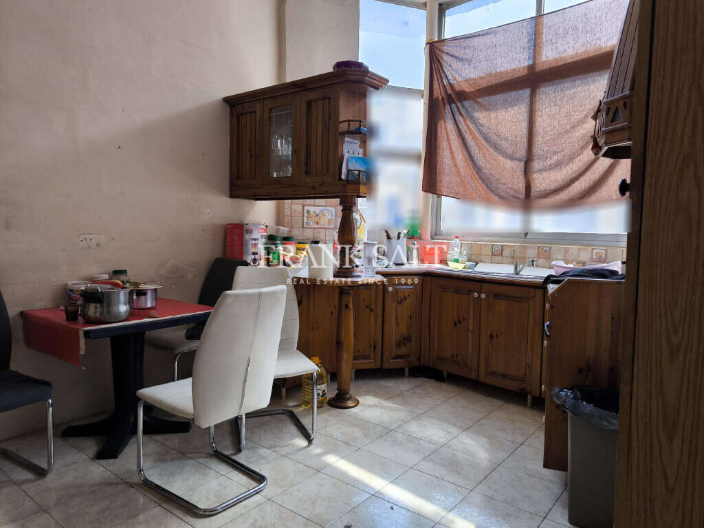 Apartamento T2 em Saint Julian's, Malta N.º 1977