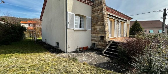 3 bedrooms House in Auzat-la-Combelle, France No. 202698 2