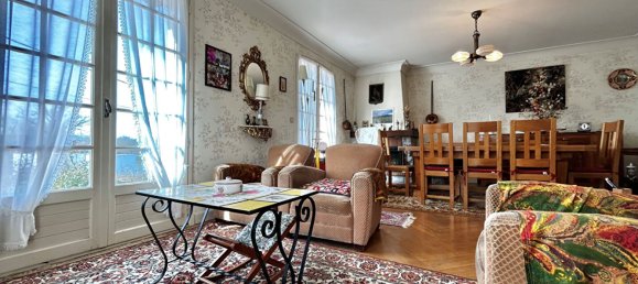 3 bedrooms House in Auzat-la-Combelle, France No. 202698 3