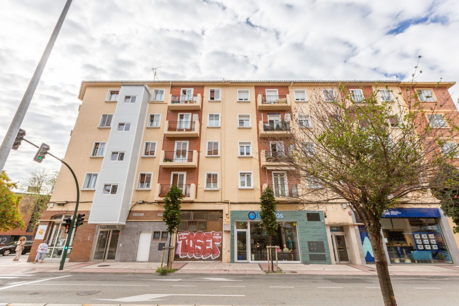 Квартира с 3 спальнями в Наварра, Испания № 211848