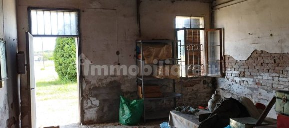 4 bedrooms House in Piacenza d'Adige, Italy No. 198896 21