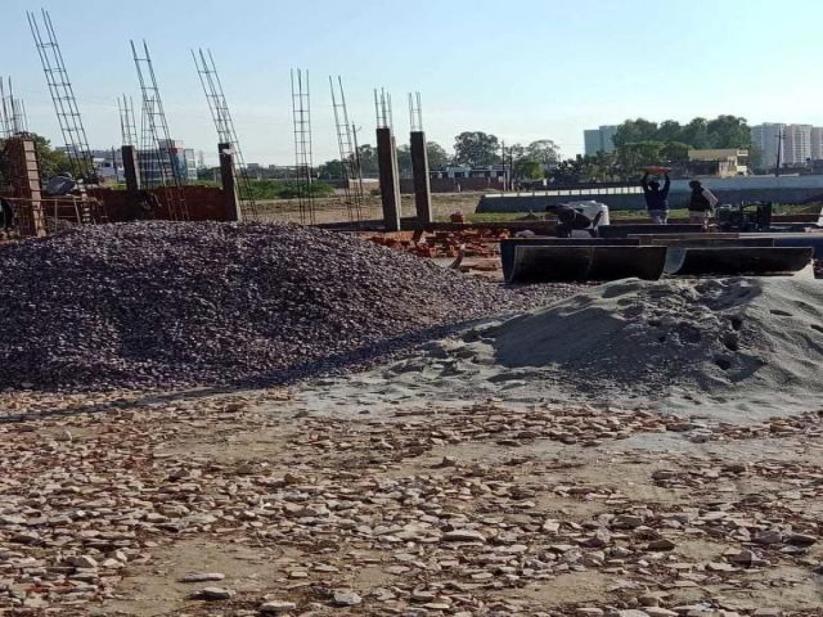  Land in Lucknow, India No. 31965