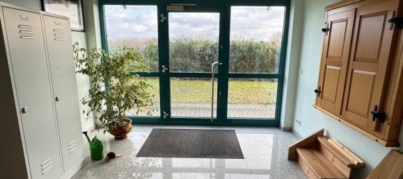 878m² Warehouse in Mecklenburgische Seenplatte, Germany No. 149597 2