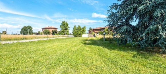 4 bedrooms Villa in Oleggio, Italy No. 377487 33