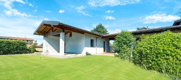 4 bedrooms Villa in Oleggio, Italy No. 377487 30